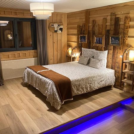 Au Domaine De Py Hotell Le Valtin Exteriör bild