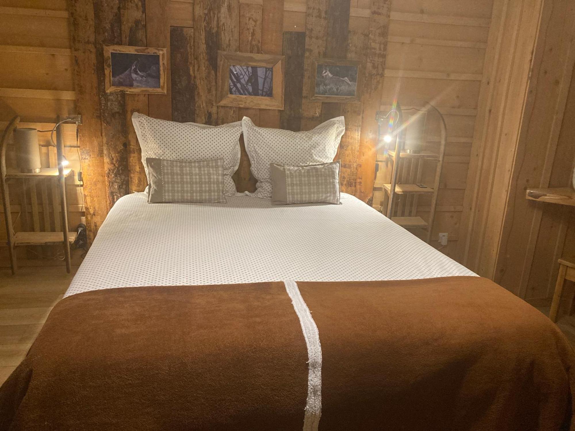 Au Domaine De Py Hotell Le Valtin Exteriör bild